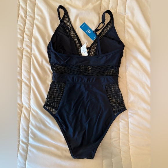NWT Cupshe Black One Piece Swimsuit with Deep V-neckline - Picture 2 of 5